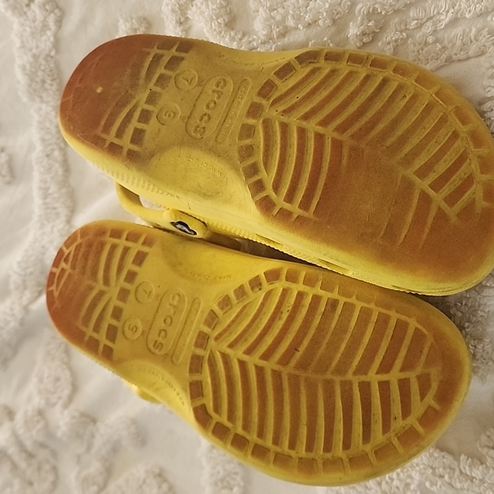Crocs  mens 7 women's 9 - Picture 3 of 3